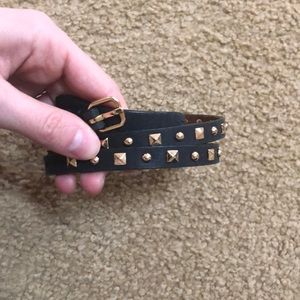 J crew skinny black belt w gold studs
